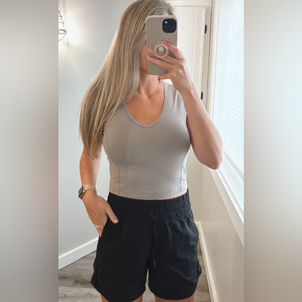 Yogalicious Luxe Top crop active top size small - Buttery Soft Luxe Top Workout